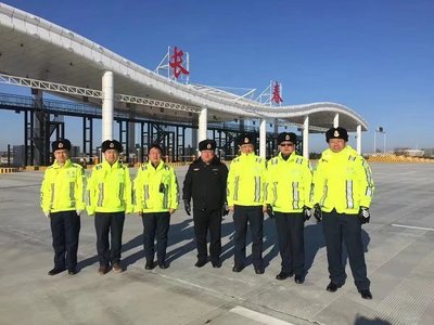 长春西收费站投入使用 长深高速全线贯通