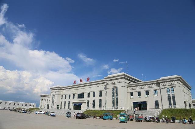 双辽市第二中学简介