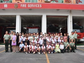 双辽大队与双辽市实验小学联合举办 共庆八一 青春无悔 警民联欢会